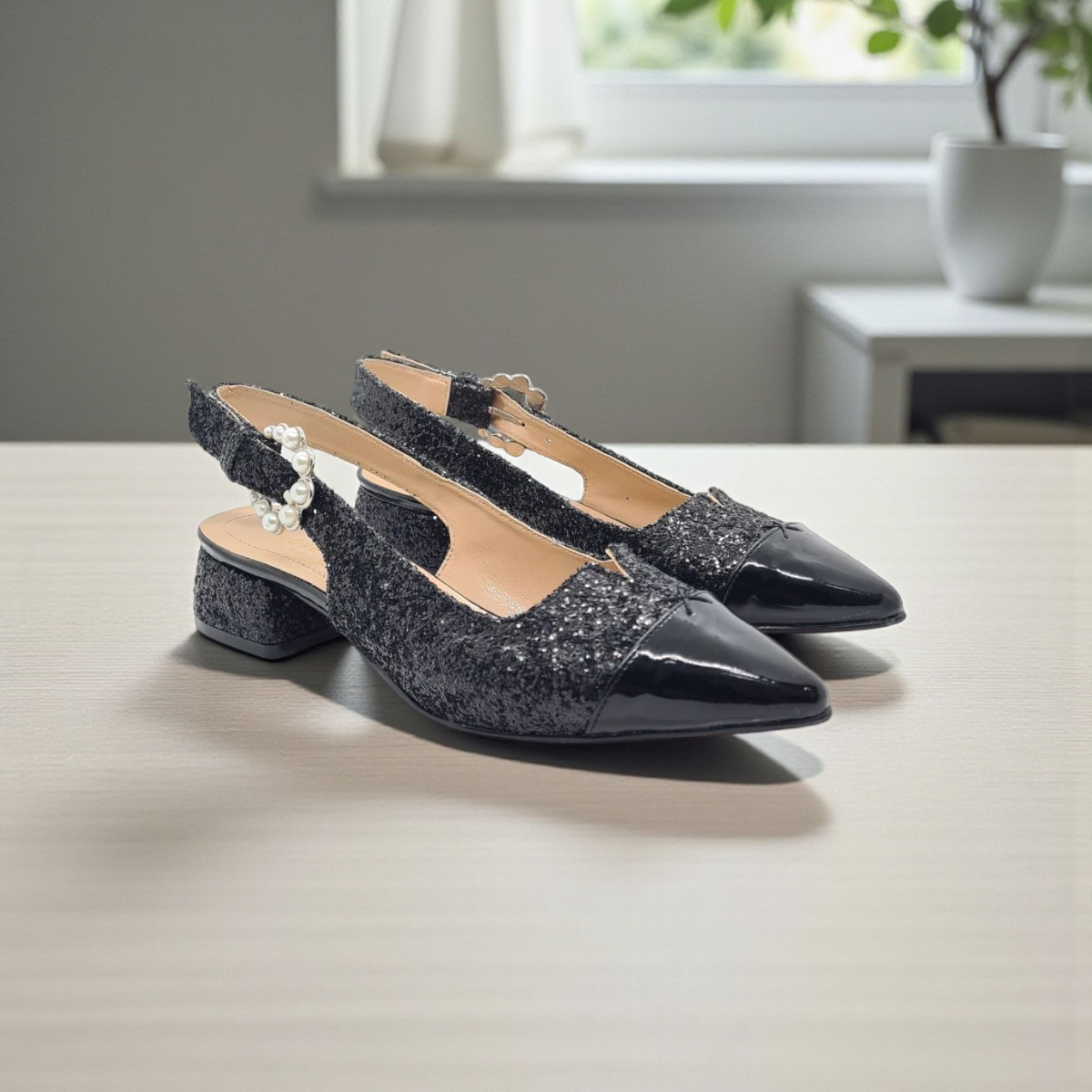 Love Shine polusandale crne