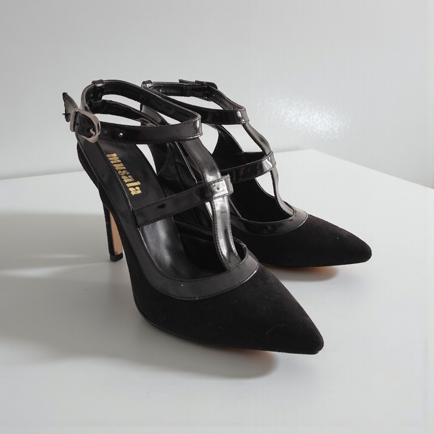 Mussala cipele štikla crne